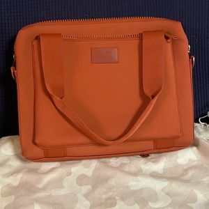 Danger Dover slim laptop crossbody bag